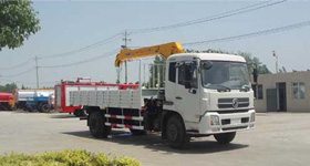 東風天錦隨車起重運輸車