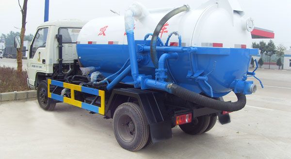 福田輕型吸汙車