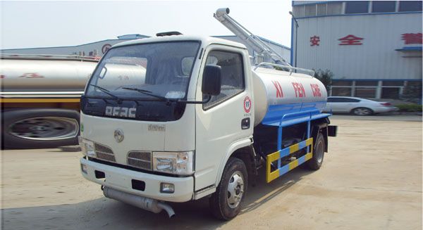 東風福瑞卡吸糞車