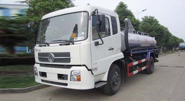 東風天錦吸糞車