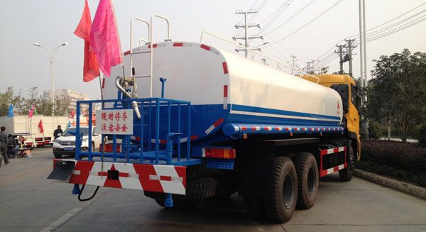 東風天龍後雙橋成人看片软件