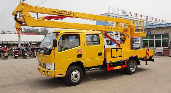 東風福瑞卡雙排高空作業車