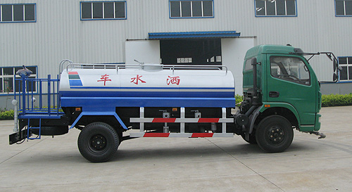 東風多利卡（6--9噸）成人看片软件