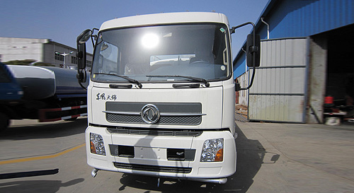 東風天錦（10--12噸）綠化噴灑車