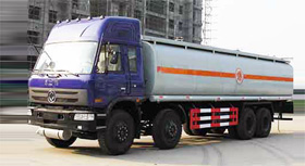 東風前四後八化工液體運輸車